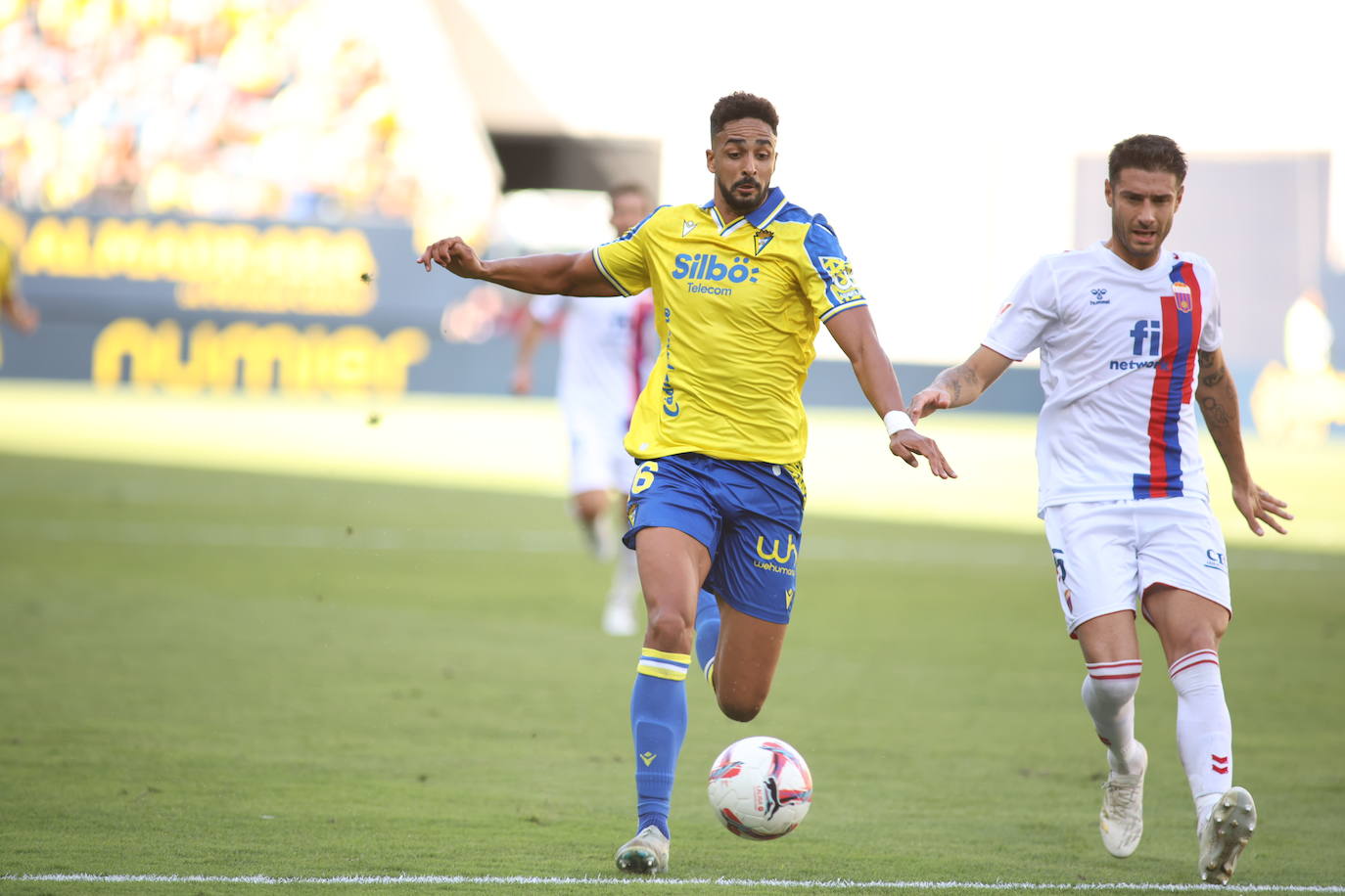 El Cádiz CF - Eldense, en imágenes