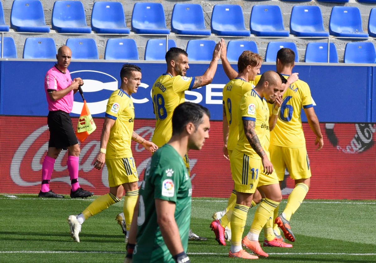 El Cádiz CF venció en su última visita a El Alcoraz con tantos de Álvaro Negredo y Jorge Pombo