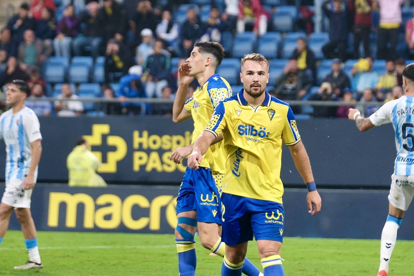 El Cádiz CF - Málaga, en imágenes