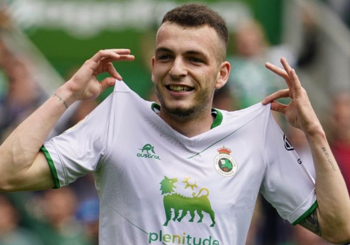 Íñigo Vicente, jugador del Racing de Santander.