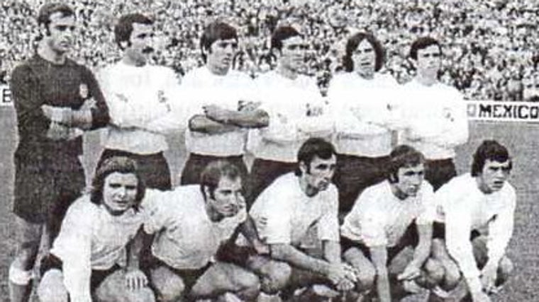 Santamaría cuando era el guardameta del Racing de Santander.