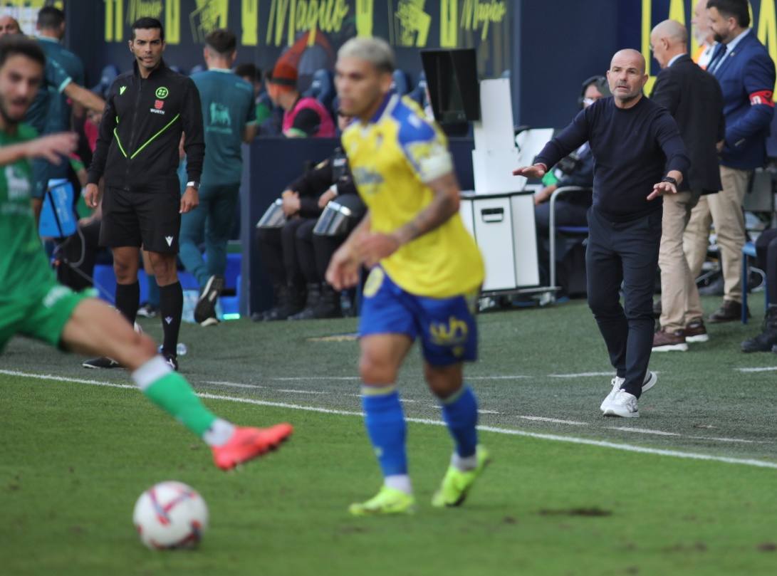 Fotos: Las imágenes del partido entre el Cádiz y el Racing de Santander