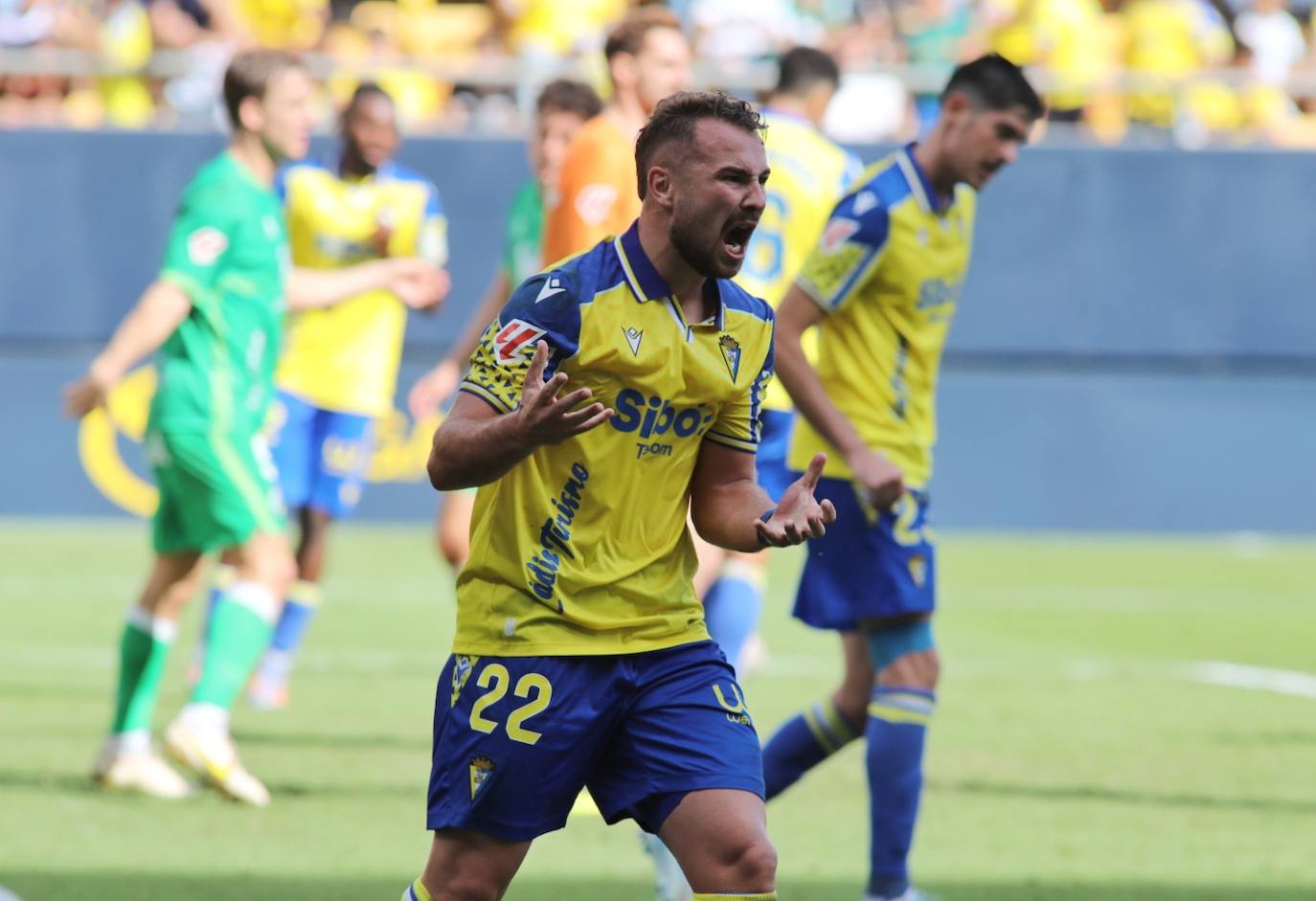 Fotos: Las imágenes del partido entre el Cádiz y el Racing de Santander