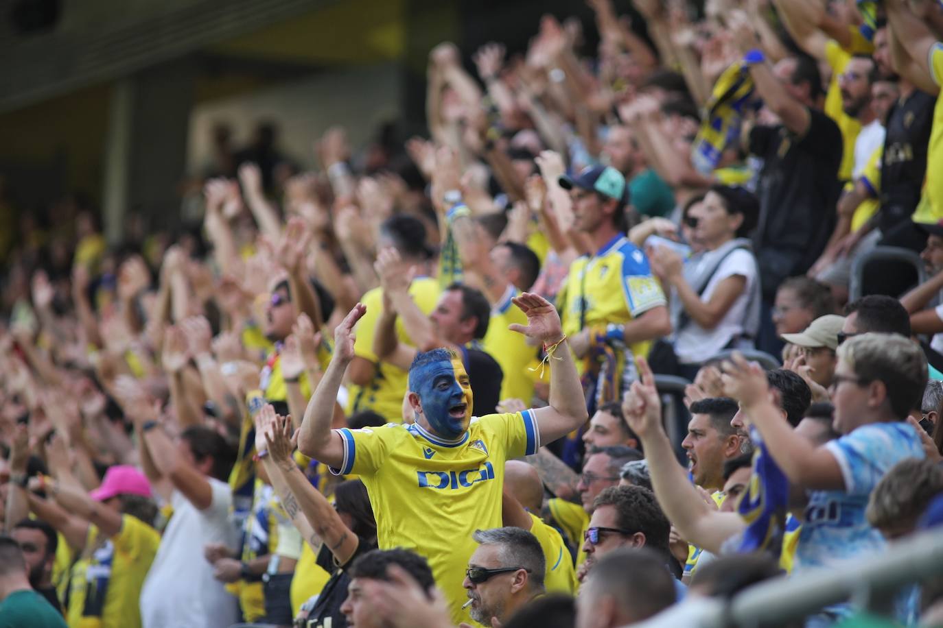 Fotos: Las imágenes del partido entre el Cádiz y el Racing de Santander