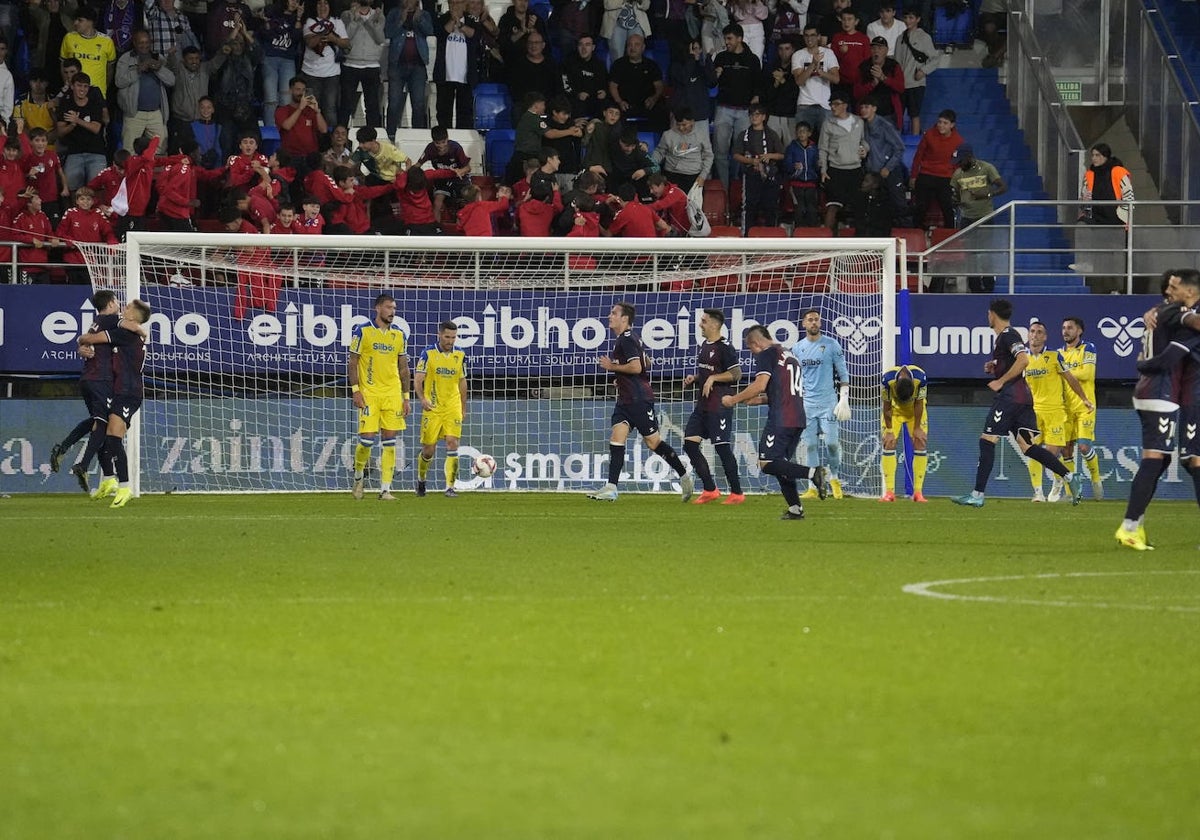 El Cádiz volvió a caer.