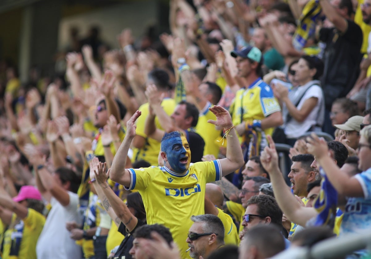 El Cádiz CF vuelve a jugar en casa.