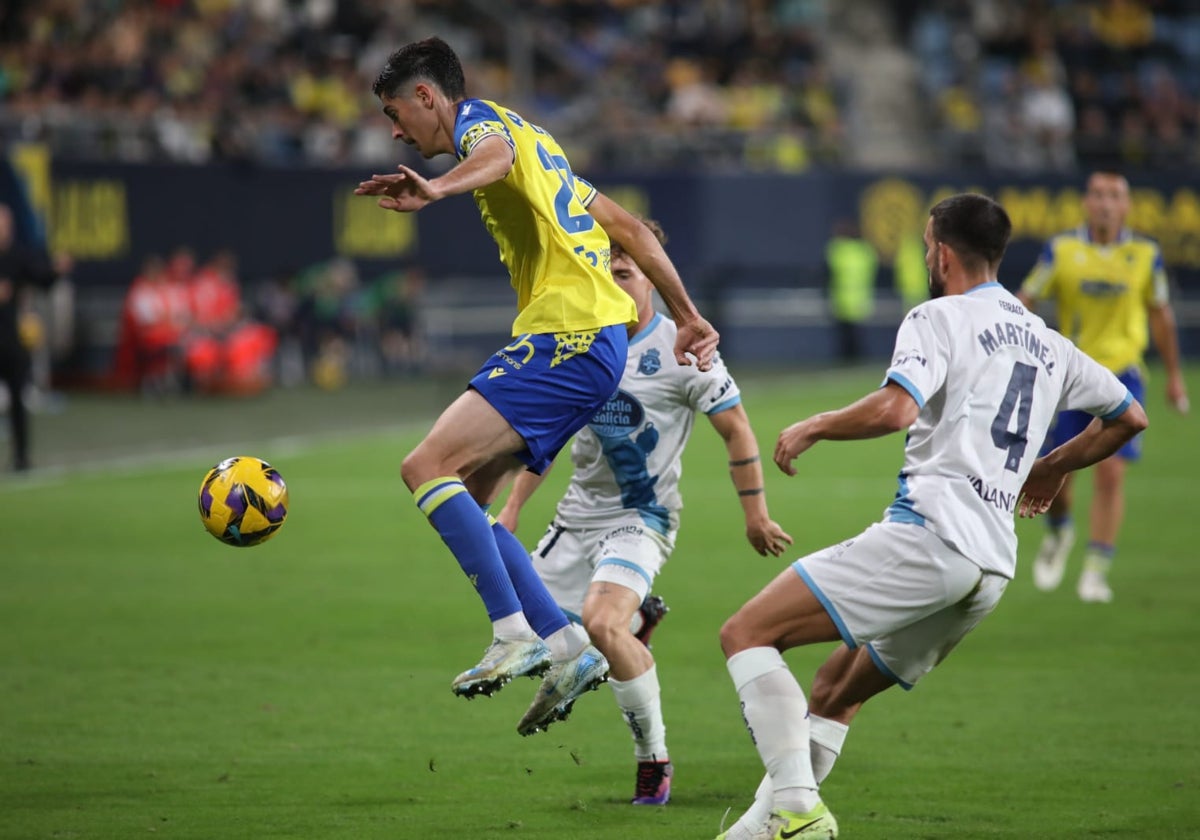 El Cádiz busca una nueva victoria ante el Deportivo