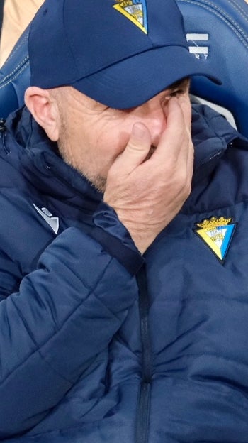 Paco López durante el Cádiz - Eldense de la Copa del Rey.