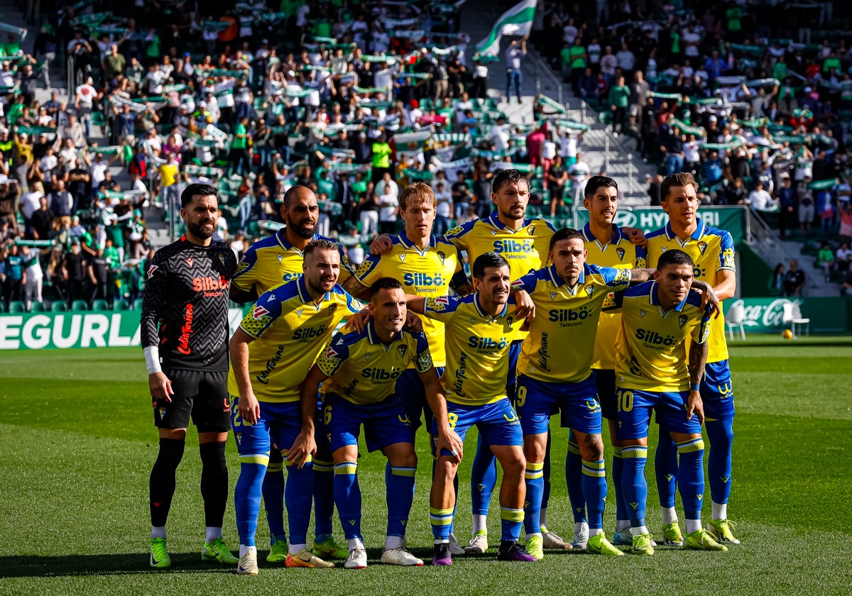 Once del Cádiz CF en el Martínez Valero