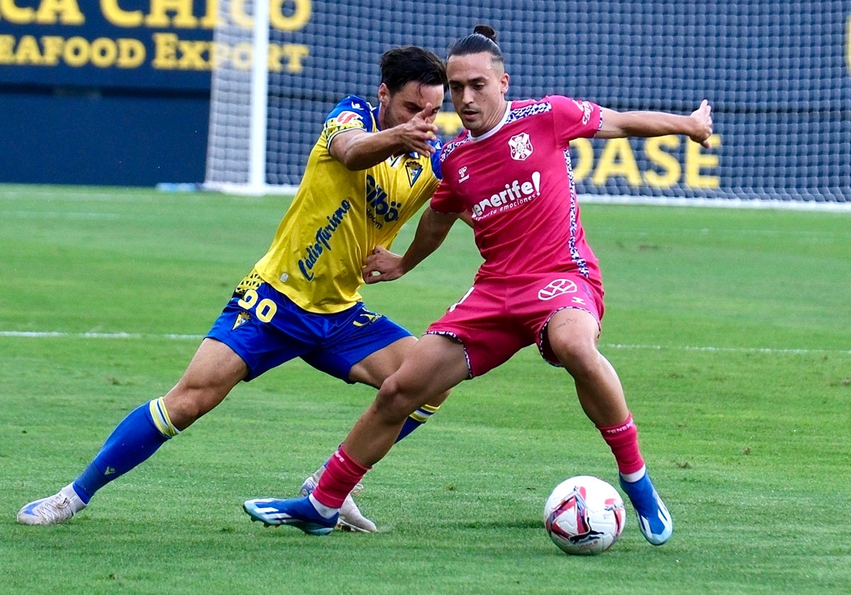 Luismi Cruz durante su visita a Cádiz esta temporada.