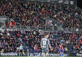 El Eldense busca el apoyo de sus seguidores ante el Cádiz CF: promoción de 2 x 1 en entradas para sus abonados