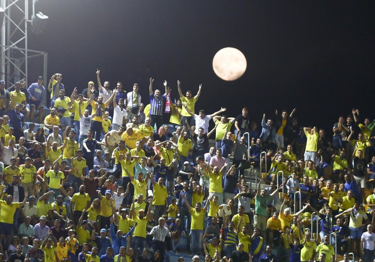 El Cádiz CF recibe al Cartagena.