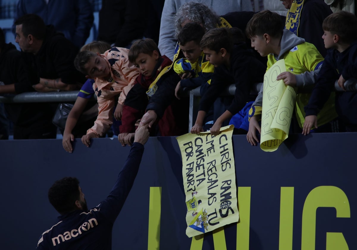 El Cádiz CF busca una semana más el aliento de su afición.