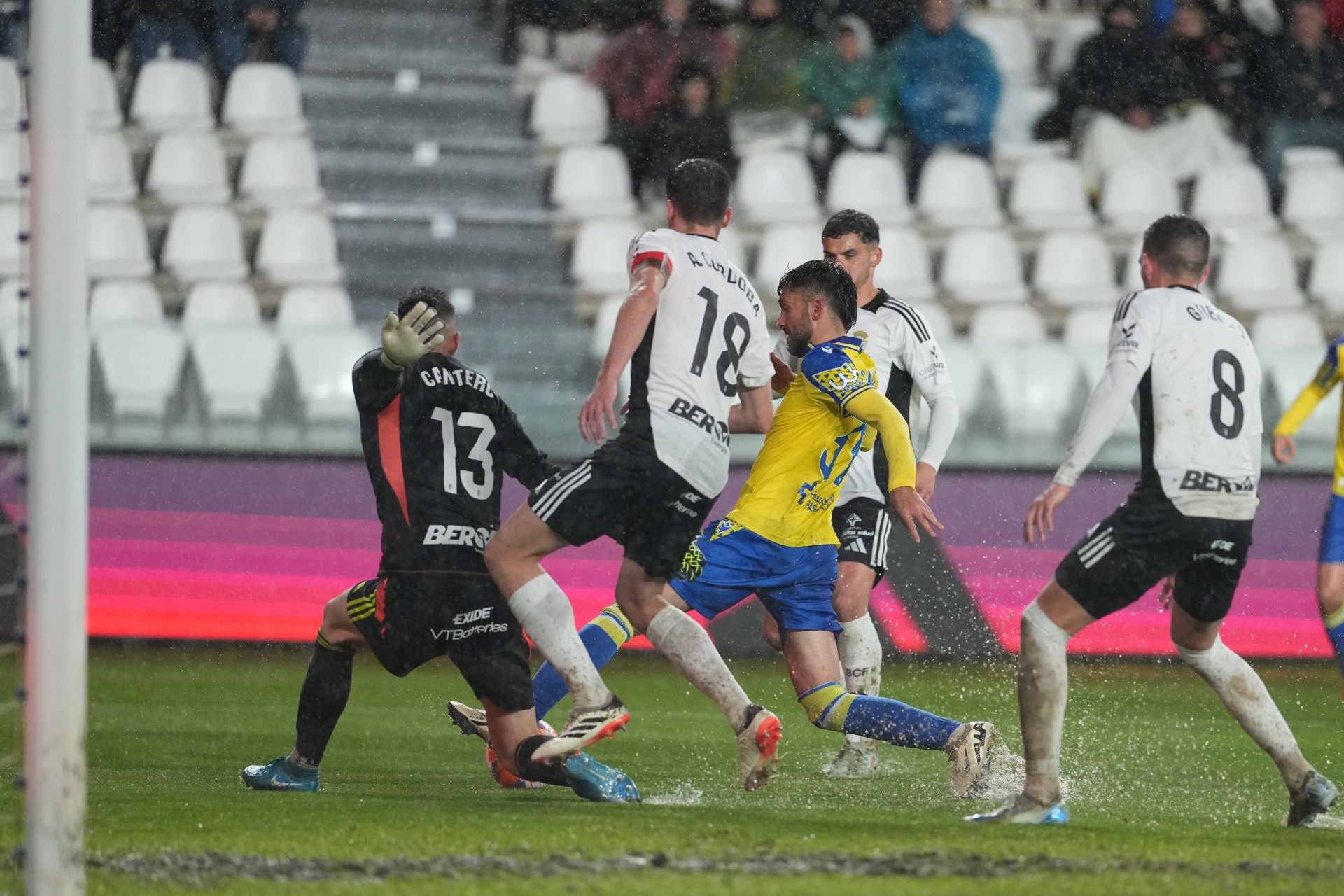 Las imágenes del Burgos-Cádiz CF