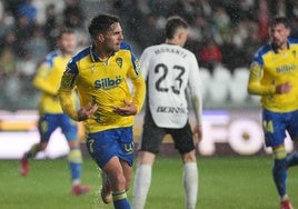 Las imágenes del Burgos-Cádiz CF