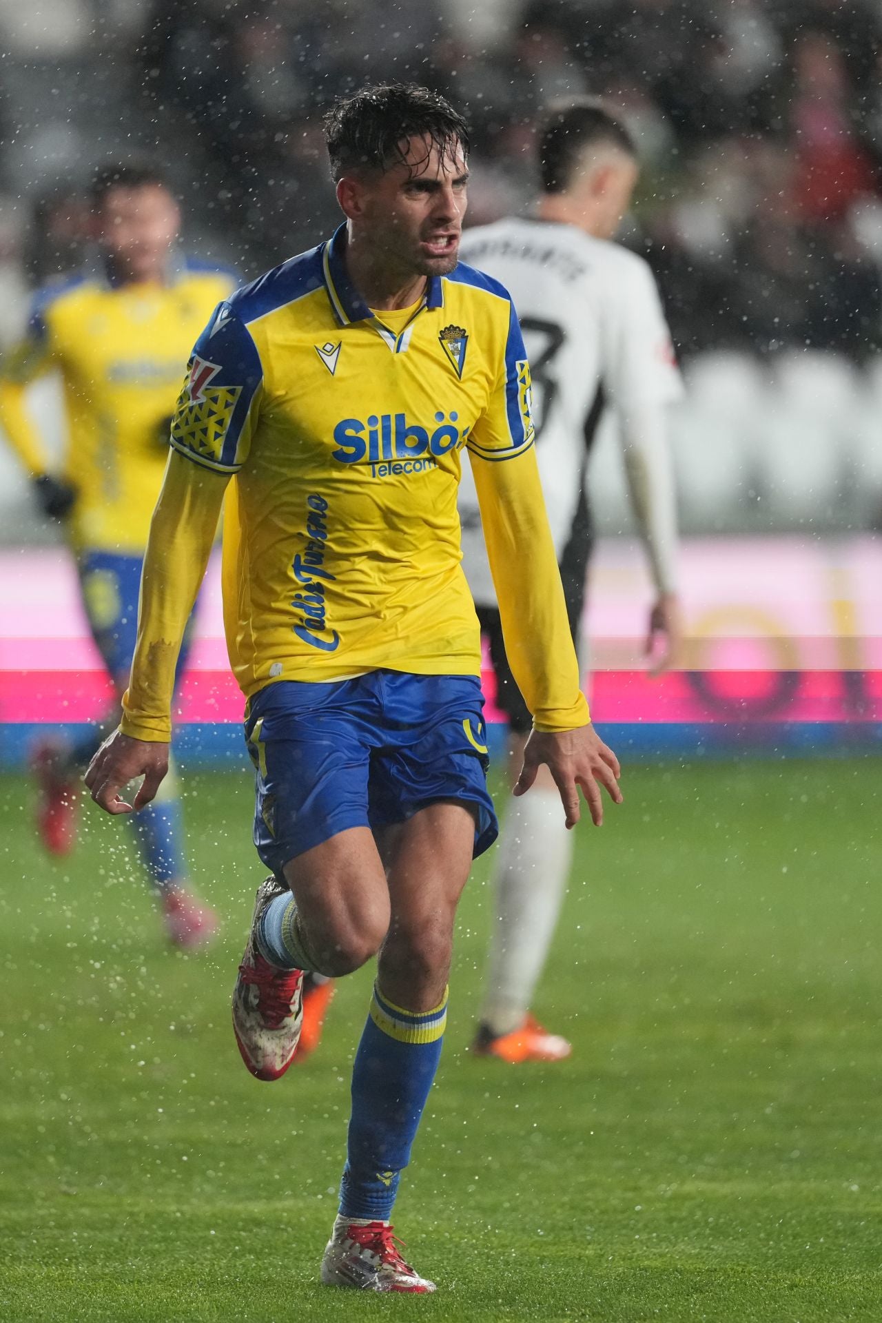 Las imágenes del Burgos-Cádiz CF