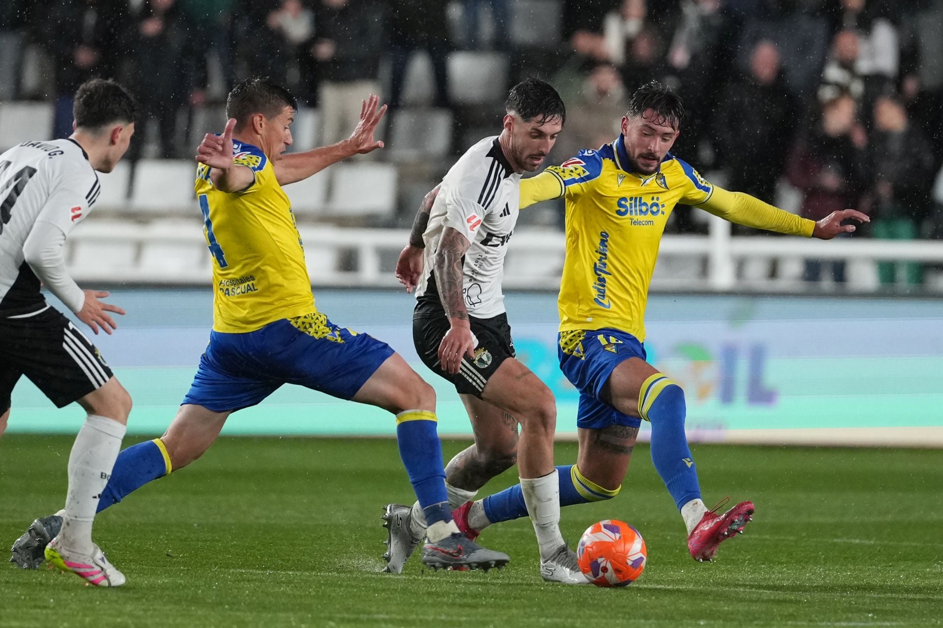 Las imágenes del Burgos-Cádiz CF