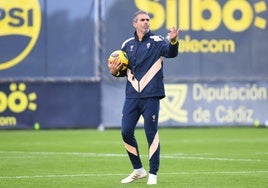 Garitano y el futuro: «Me gustaría empezar un proyecto mío en el Cádiz CF y cambiar cosas»