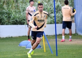 Cuatro sesiones para preparar el Cádiz - Almería