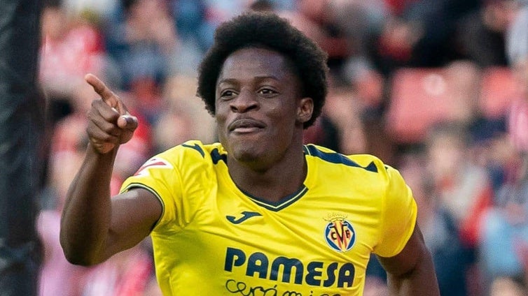 Etta Eyong, un delantero de Champions