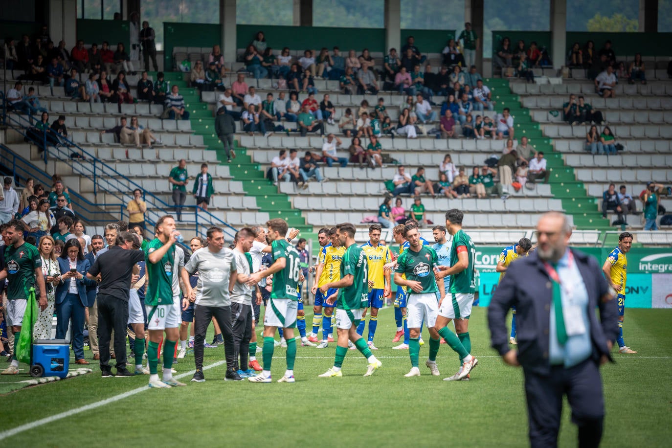 Fotos: así ha sido el partido del Racing de Ferrol - Cádiz