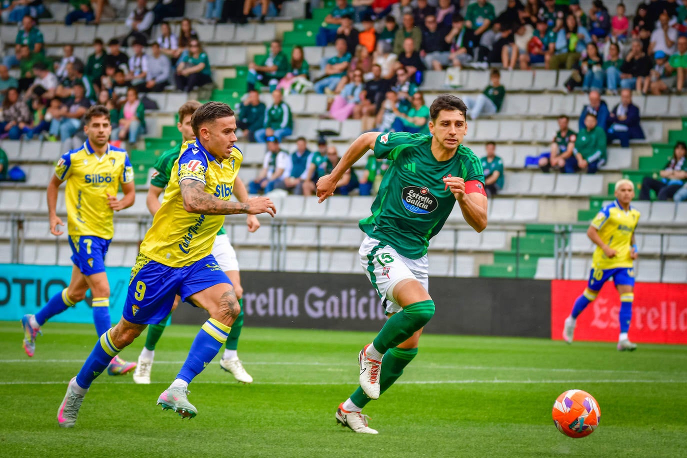 Fotos: así ha sido el partido del Racing de Ferrol - Cádiz