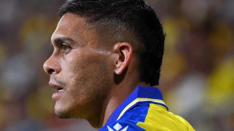 Brian Ocampo, extremo uruguayo del Cádiz CF.
