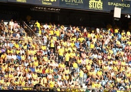 El Cádiz CF alcanza los 16.665 abonados en la campaña