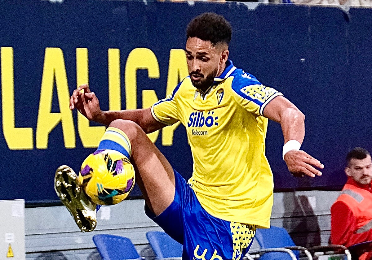 Chris Ramos, delantero del Cádiz CF.