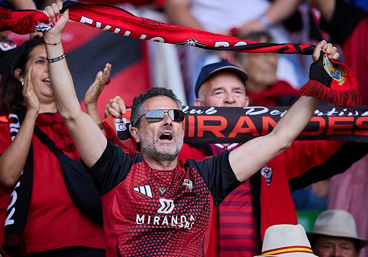 La fiel afición del Mirandés estará presente en Cádiz.