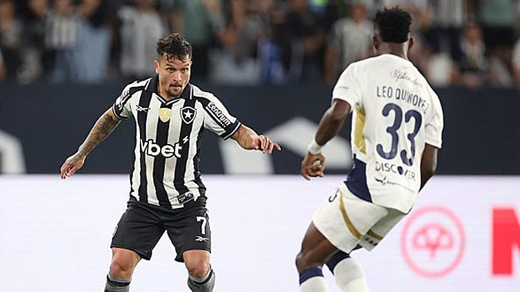 El Botafogo gana en la Copa Libertadores y Chris Ramos espera