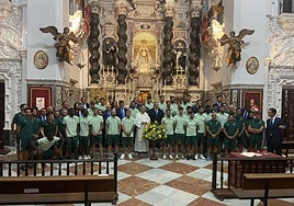 El Cádiz CF, a los pies de su Patrona