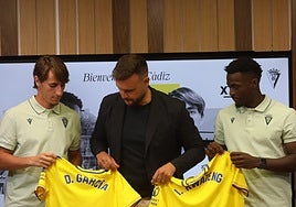 Continúan las salidas en el Cádiz CF: David García  y Obeng, cedidos a UD Ibiza y Algeciras