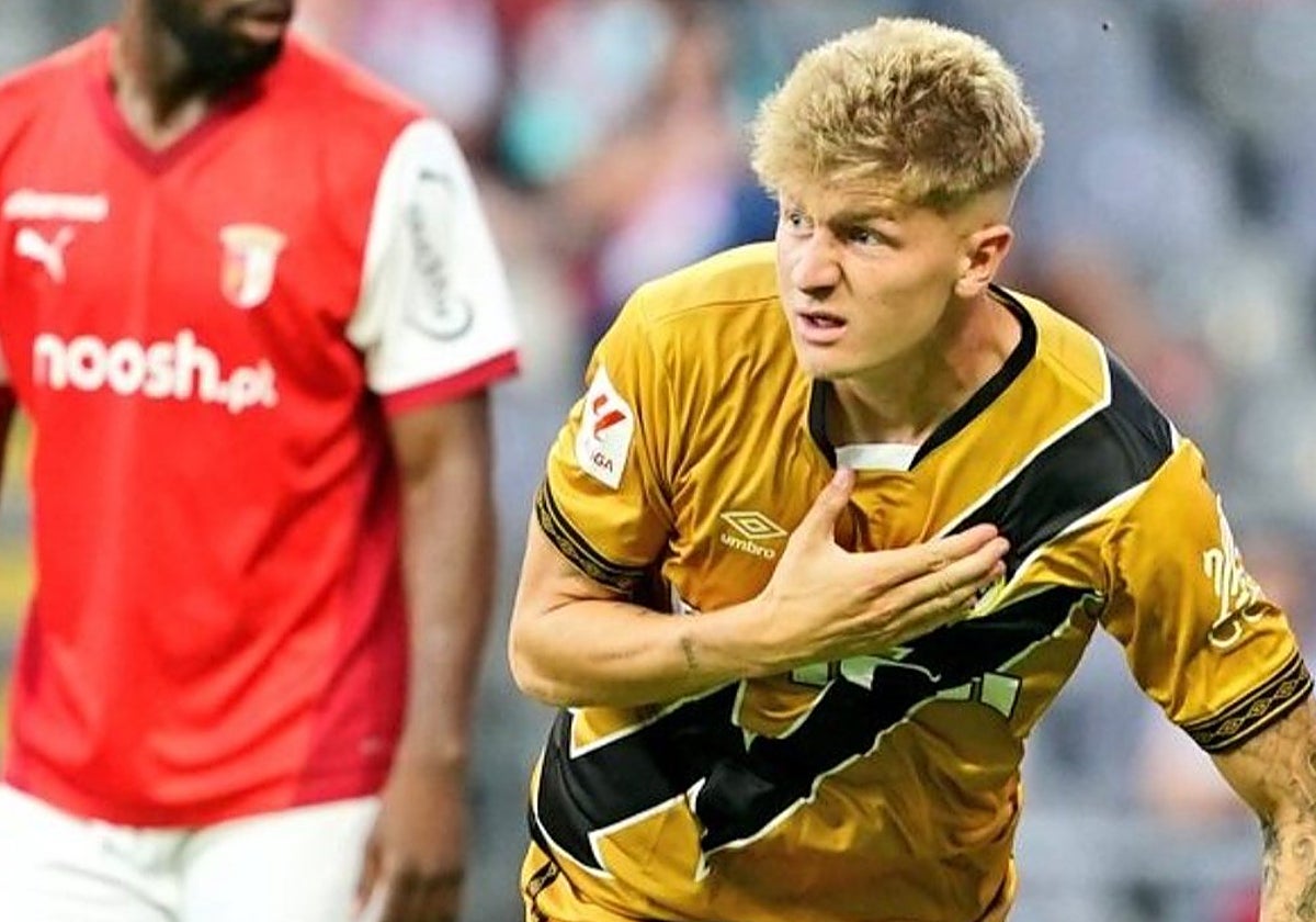 Pelayo Fernández, nuevo central del Cádiz CF.