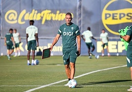 Garitano: «Había que rejuvenecer la plantilla y me ha tocado a mí hacerlo»