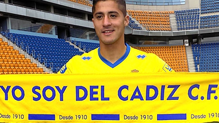 Hugo Rodríguez durante su etapa en el Cádiz CF.