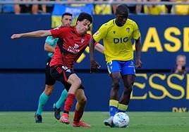 Moussa Diakité y la ambición para recuperar el sitio perdido en el Cádiz CF