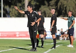 Pacheta: «El Cádiz CF es un equipo muy equilibrado y está bien dirigido»