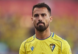 Alineaciones oficiales del Andorra - Cádiz de La Liga Hypermotion 2025-2026 hoy: onces y banquillo de suplentes