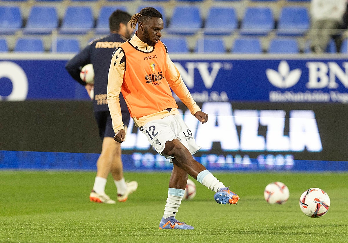 Rominigue Kouamé durante su etapa en el Cádiz CF.