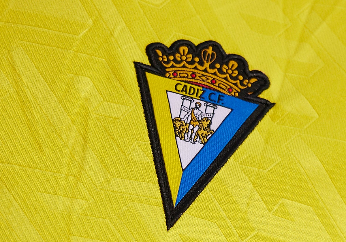 El Cádiz CF avisa sobre un fraude en las redes sociales.