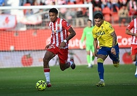 Un Cádiz CF sin pegada y en caída libre (3-0)