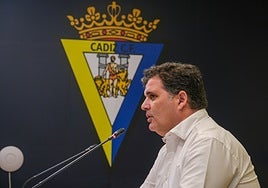 El Cádiz CF responde a la Junta tras la sanción por gastos de gestión