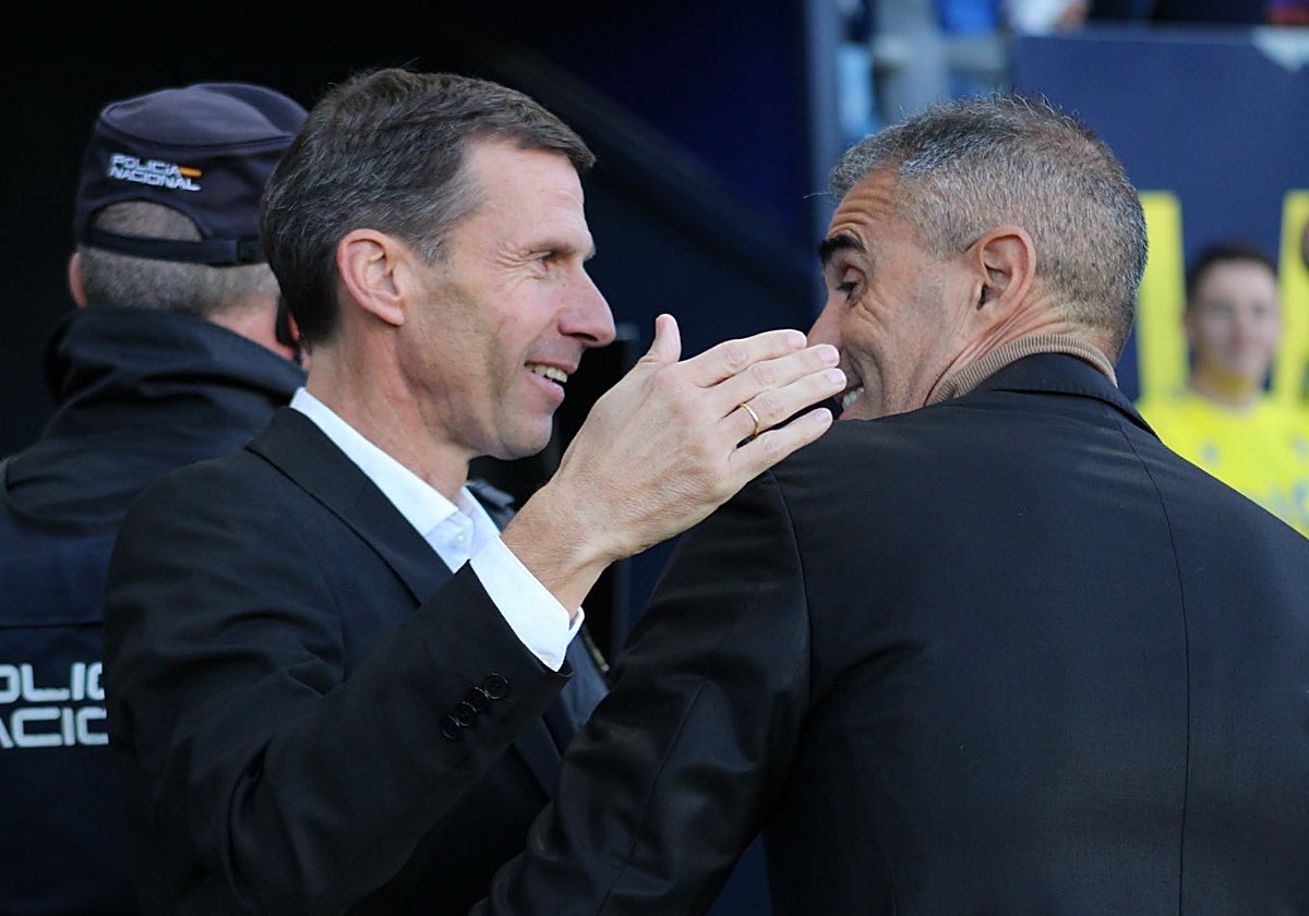 Ziganda saluda a Garitano antes del partido