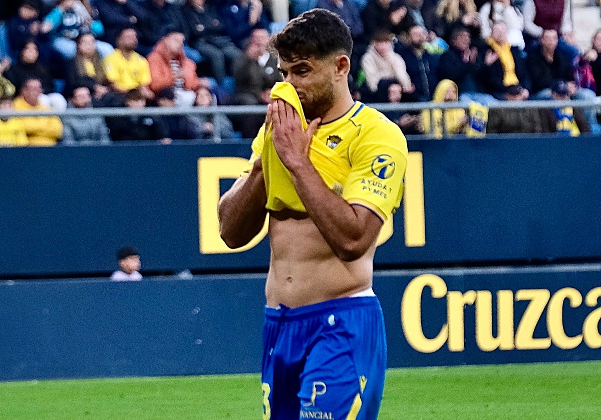 El Cádiz CF sigue inmerso en un bache de resultados.