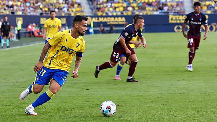 Suso estará más de un mes sin jugar.