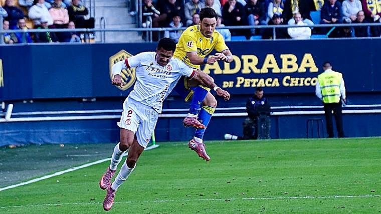 El Cádiz CF viene de sufrir un gran varapalo en casa ante la Cultural y Deportiva Leonesa.