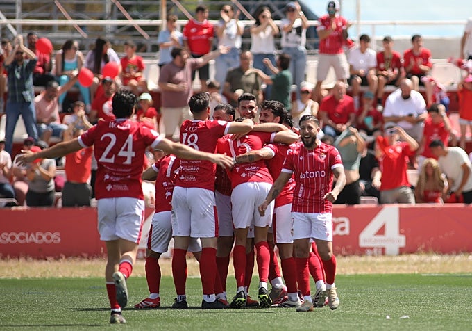 El Racing Portuense se jugará el ascenso a Tercera RFEF frente a un ...