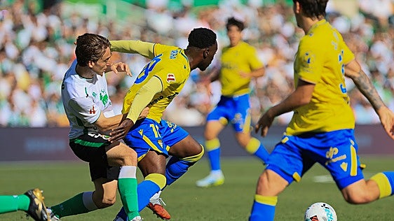 La vía montañesa como refuerzo del Cádiz CF: de Ezkieta a Javi Castro