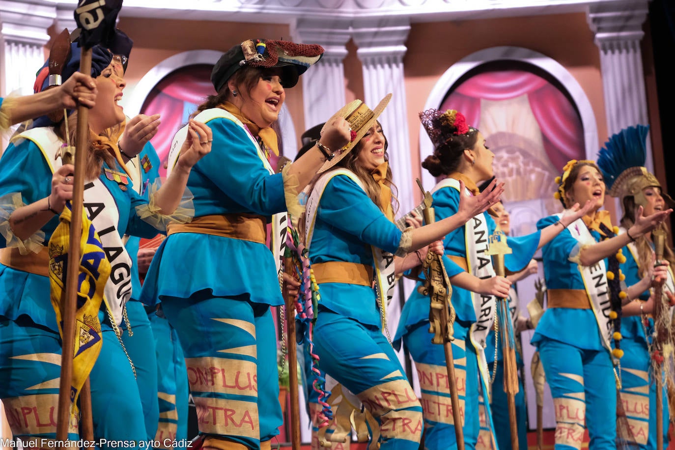 Fotos: Comparsa &#039;El cantón independiente&#039;